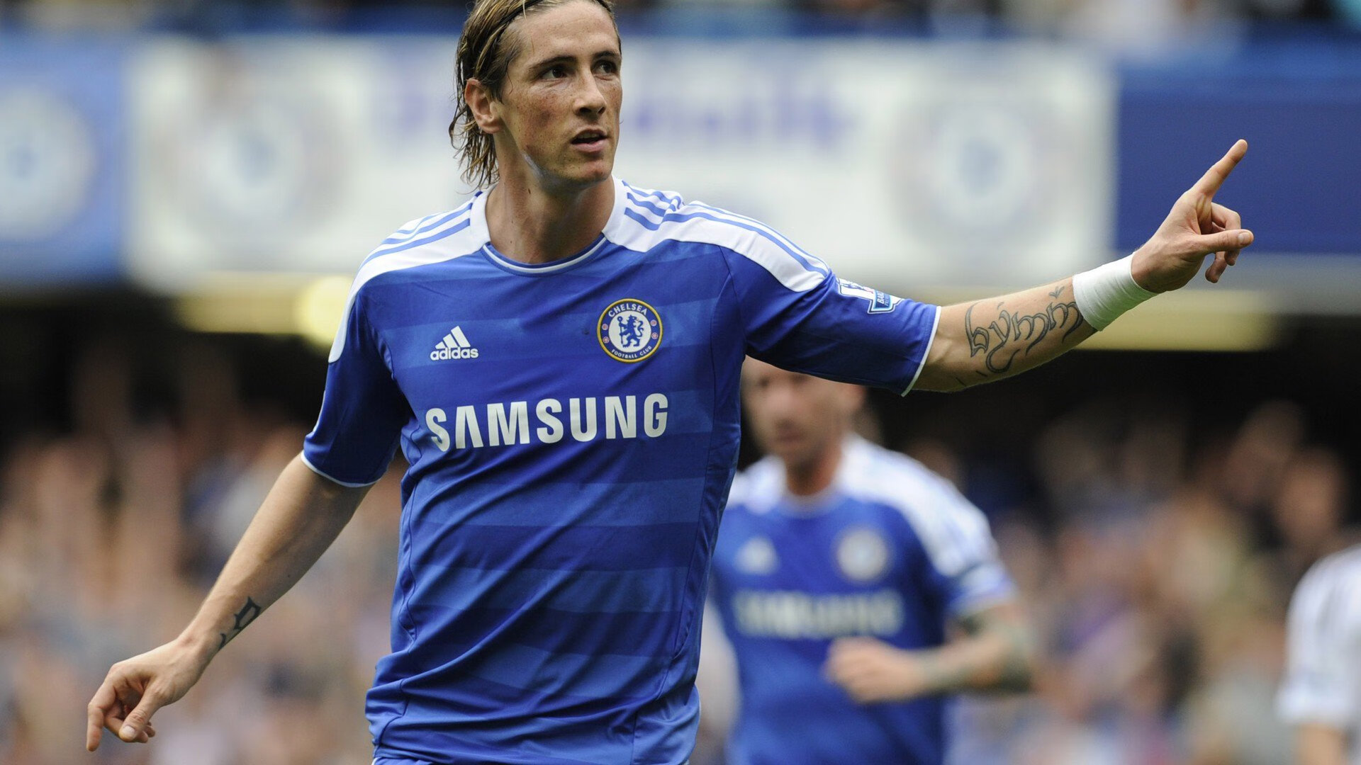 _冬日温泉运动季：享受水景中运动的乐趣_，初冬温泉